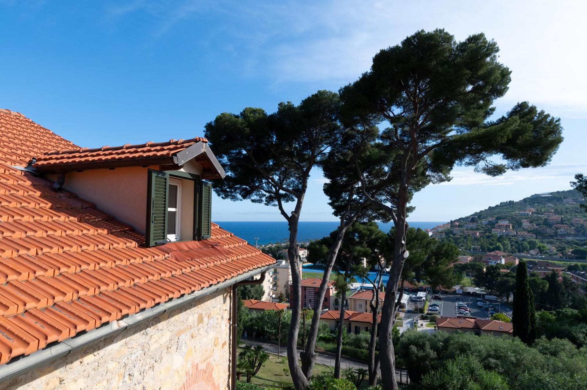 Villa Rappis Imperia Exterior foto